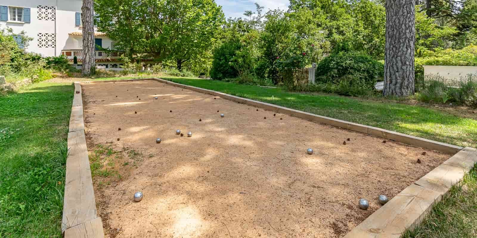 maison 8 Pièces en location saisonnière sur AIX EN PROVENCE (13090)