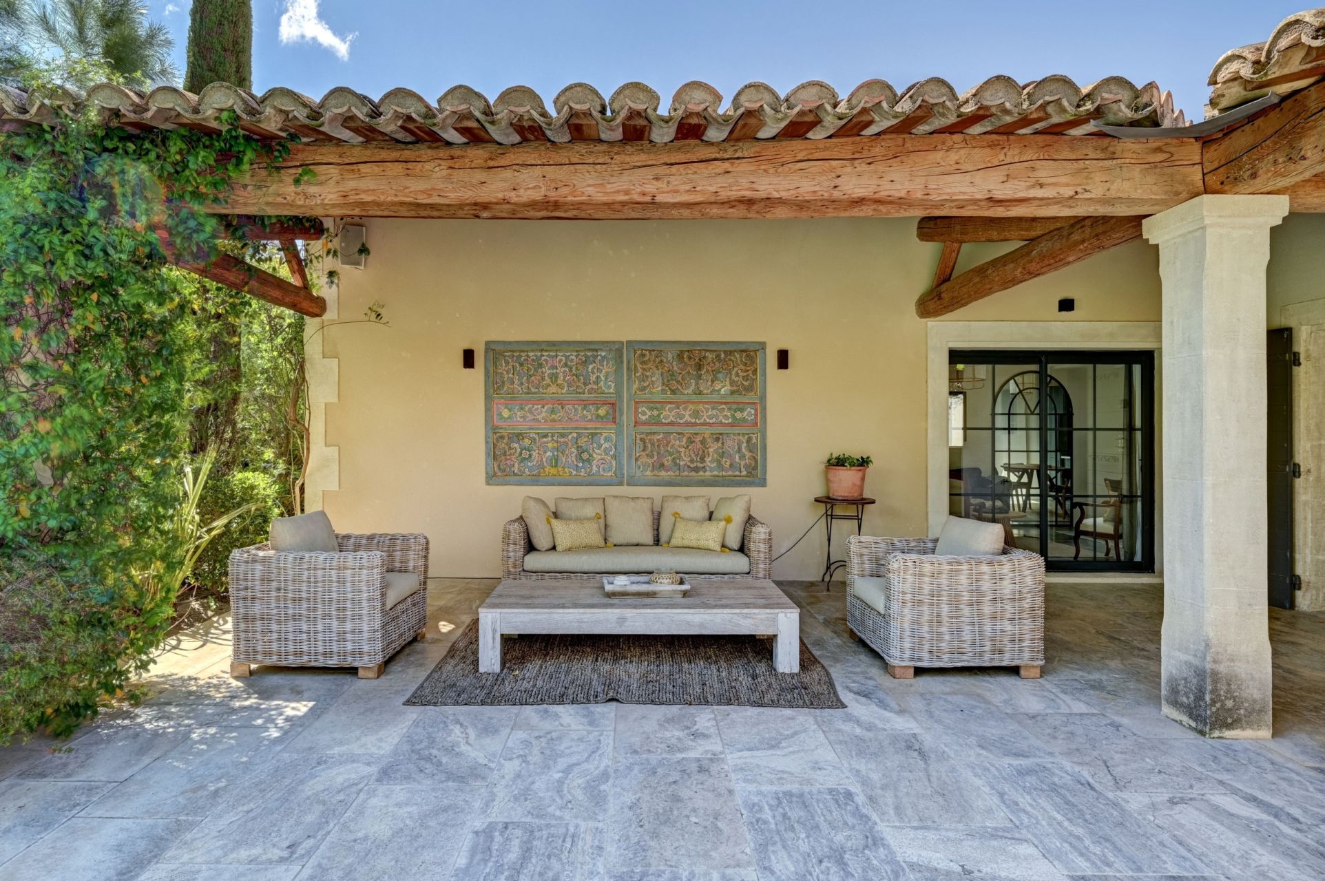 mas 12 Rooms for seasonal rent on PARADOU (13520)