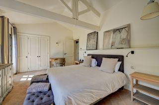 mas 12 Rooms for seasonal rent on PARADOU (13520)