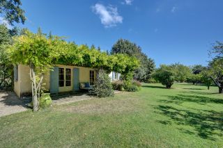 mas 13 Rooms for seasonal rent on ST REMY DE PROVENCE (13210)