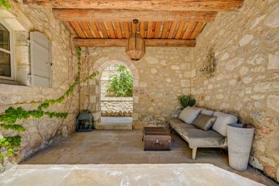 Rental Mas Les Baux-de-Provence 5&nbsp;Rooms 170&nbsp;m²