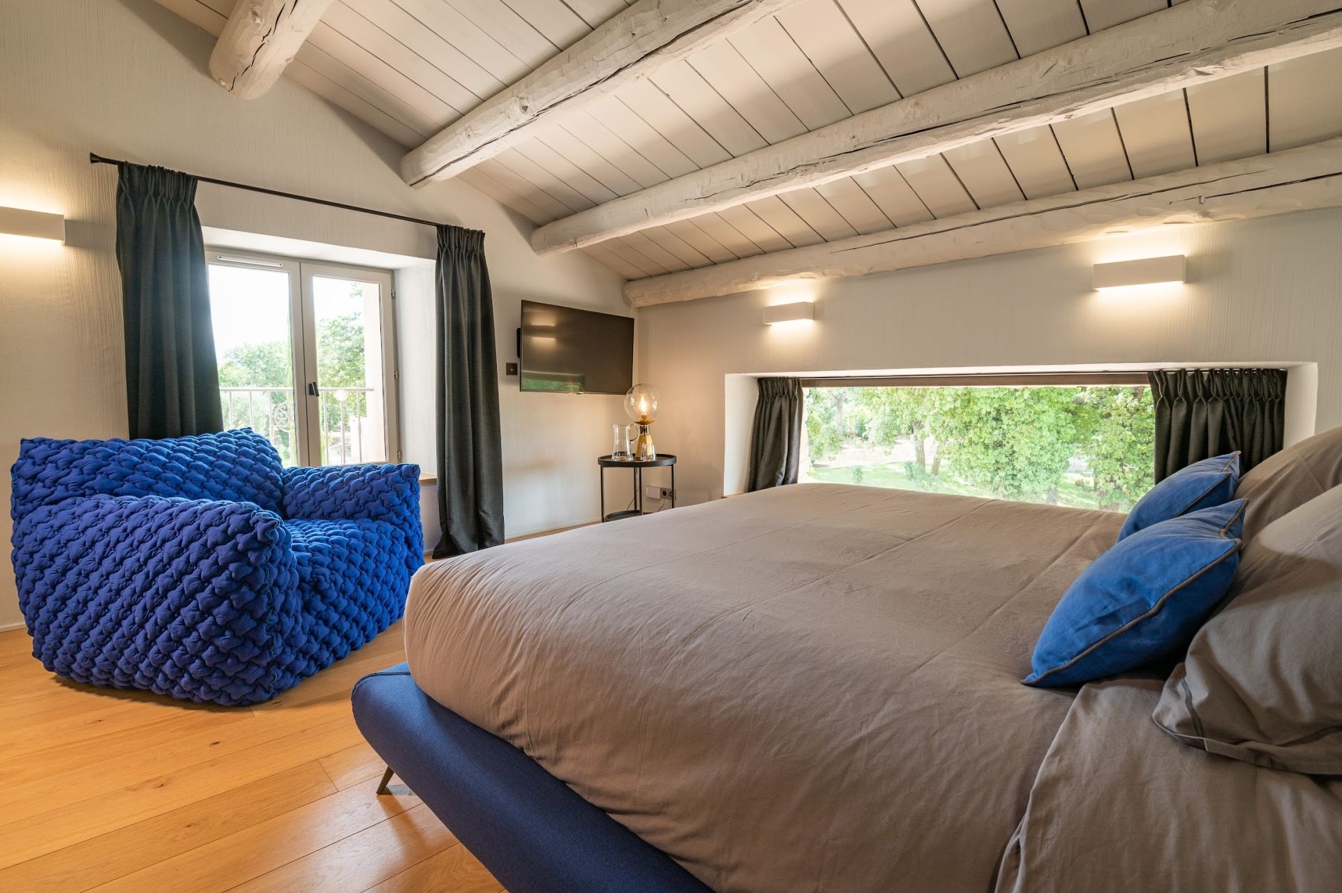 bastide 9 Rooms for seasonal rent on ST MAXIMIN LA STE BAUME (83470)