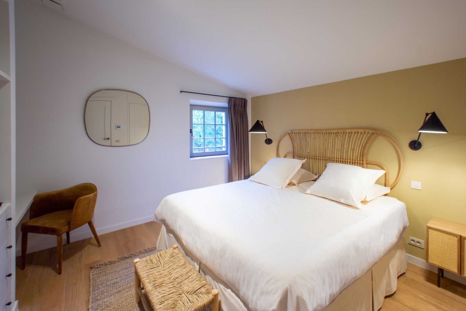 bastide 10 Pièces en location saisonnière sur ST MAXIMIN LA STE BAUME (83470)