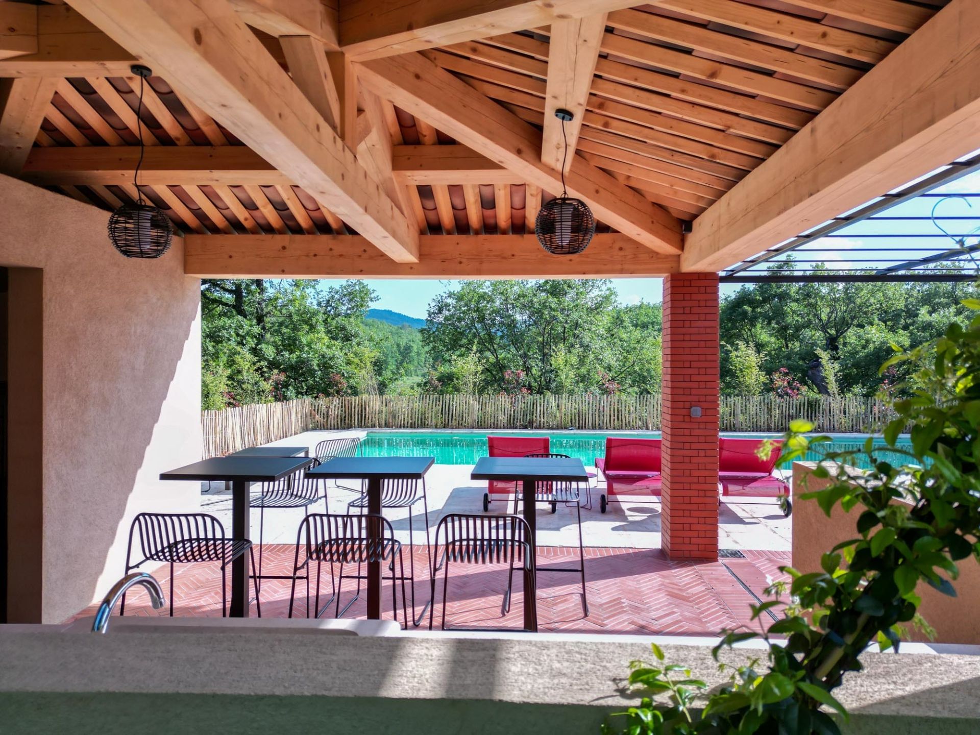 bastide 10 Pièces en location saisonnière sur ST MAXIMIN LA STE BAUME (83470)
