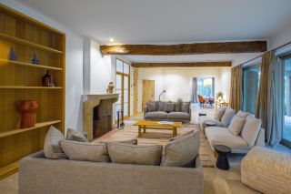 bastide 10 Rooms for seasonal rent on ST MAXIMIN LA STE BAUME (83470)