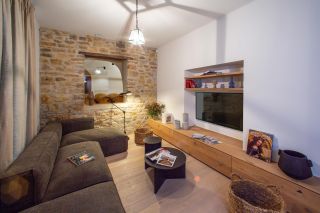 bastide 10 Rooms for seasonal rent on ST MAXIMIN LA STE BAUME (83470)