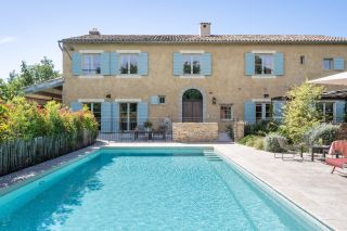 bastide 10 Pièces en location saisonnière sur ST MAXIMIN LA STE BAUME (83470)