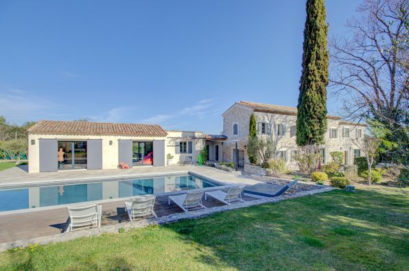 Vente Maison Aix-en-Provence 8&nbsp;Pièces 300&nbsp;m²