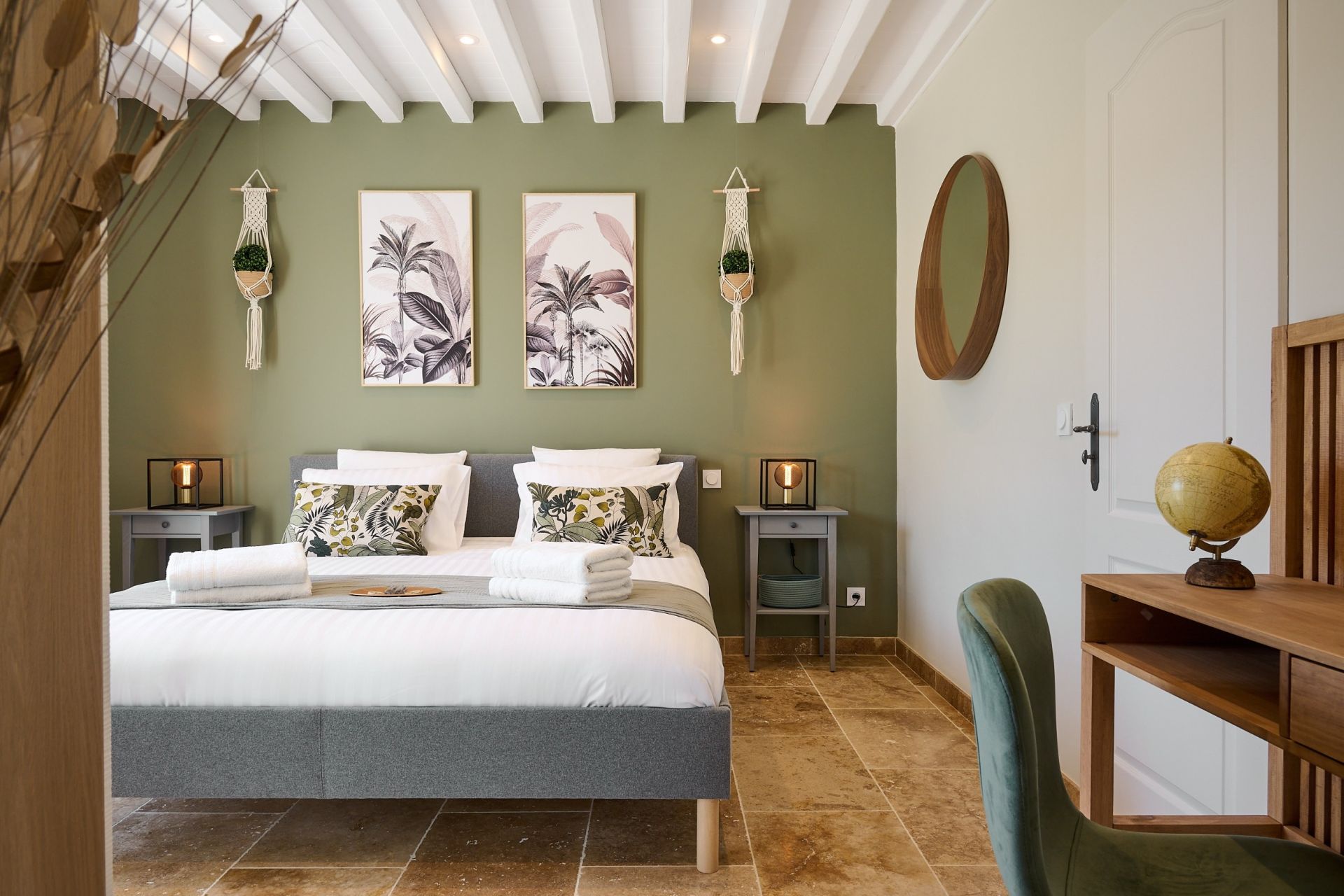 mas 9 Pièces en location saisonnière sur ST REMY DE PROVENCE (13210)