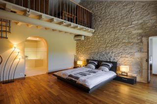mas 9 Rooms for seasonal rent on ST REMY DE PROVENCE (13210)