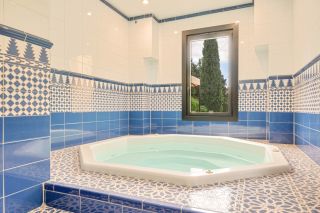 propriété 23 Pièces en vente sur AIX EN PROVENCE (13100)
