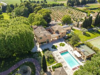 propriété 23 Pièces en vente sur AIX EN PROVENCE (13100)