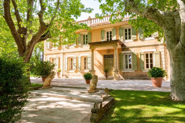 Vente Propriété Aix-en-Provence 23 Pièces 1300 m²