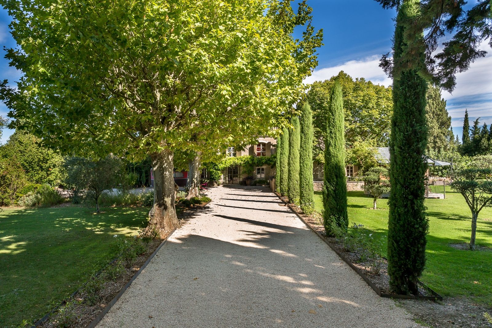 mas 10 Rooms for seasonal rent on ST REMY DE PROVENCE (13210)