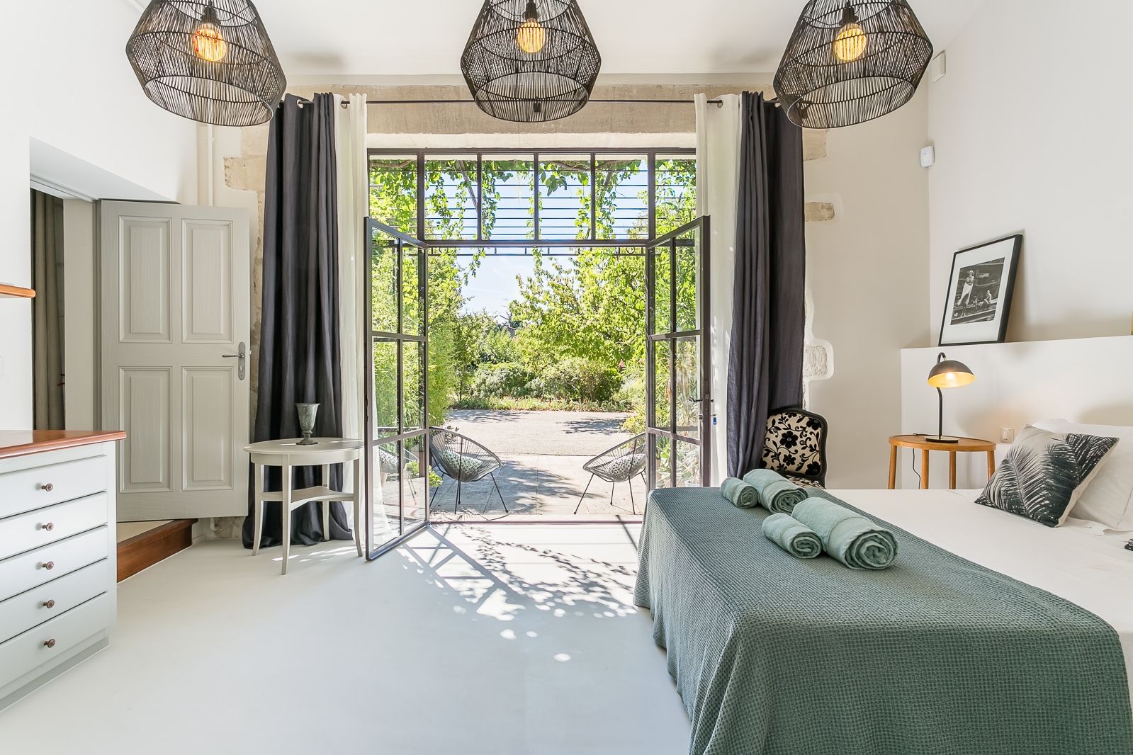 mas 10 Rooms for seasonal rent on ST REMY DE PROVENCE (13210)