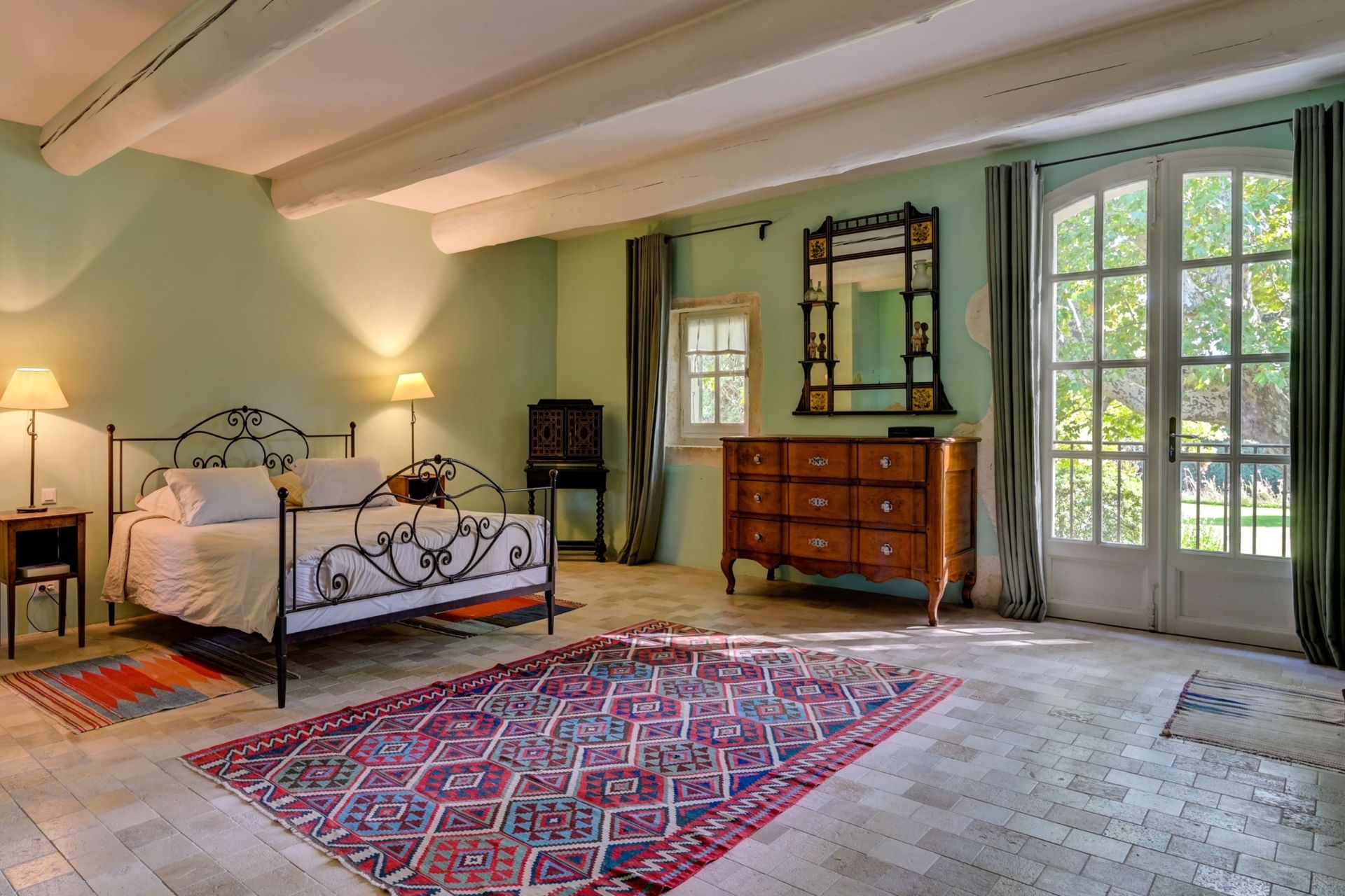 mas 11 Rooms for seasonal rent on ST REMY DE PROVENCE (13210)