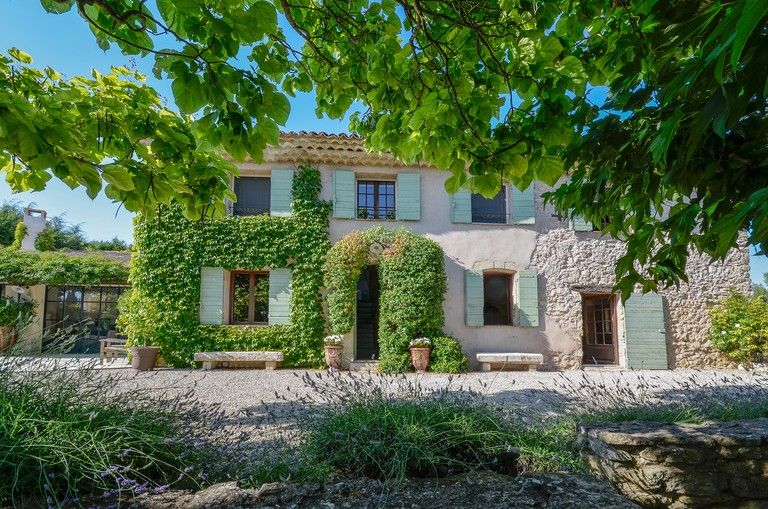 Stone farmhouse of the XIX century with character
