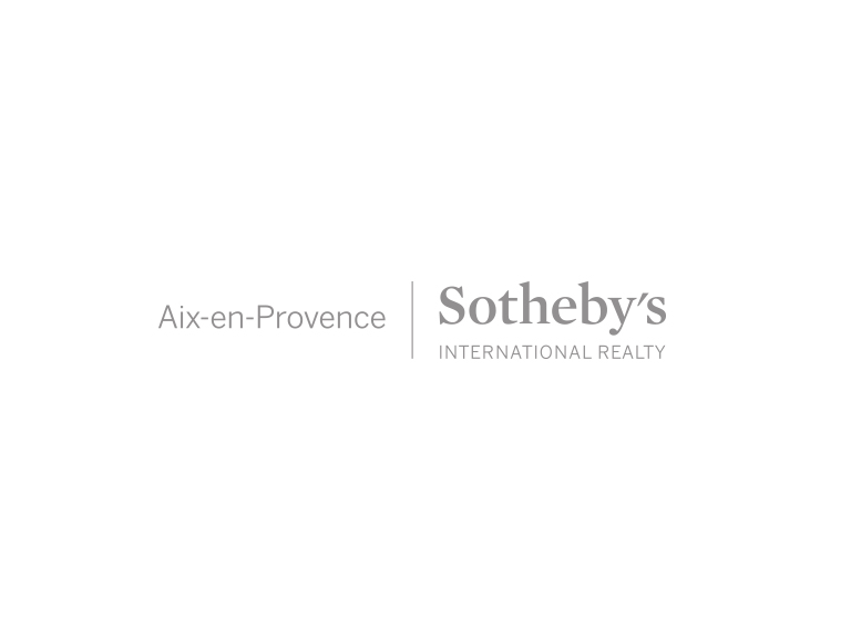 maison 8 Pièces en vente sur VAUVENARGUES (13126)